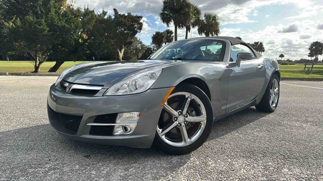 2007 Saturn Sky Roadster's photo