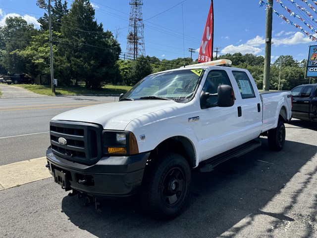 2006 Ford F-350 Super Duty's photo