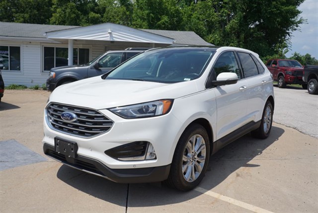 2020 Ford Edge Titanium