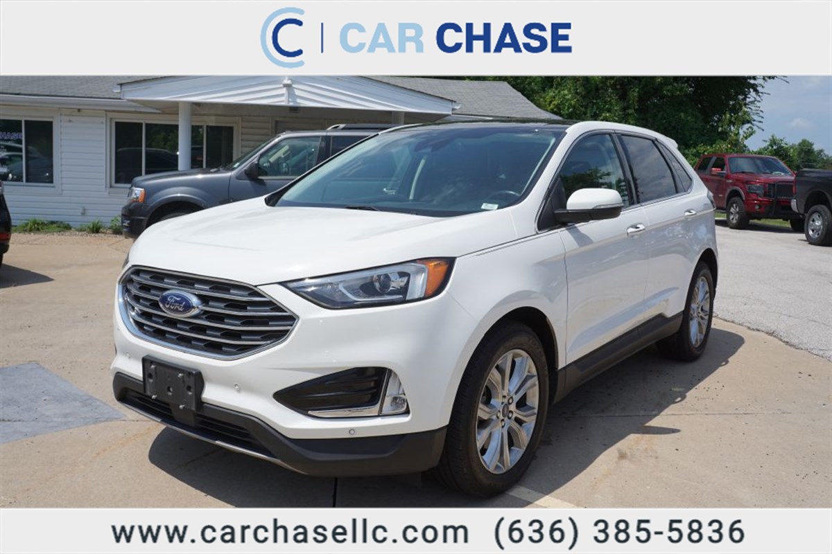 2020 Ford Edge Titanium's photo