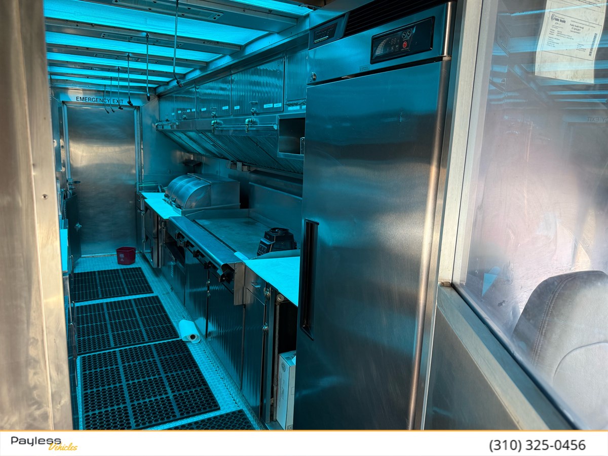 1998 GMC Forward Control Chassis - Photo 51