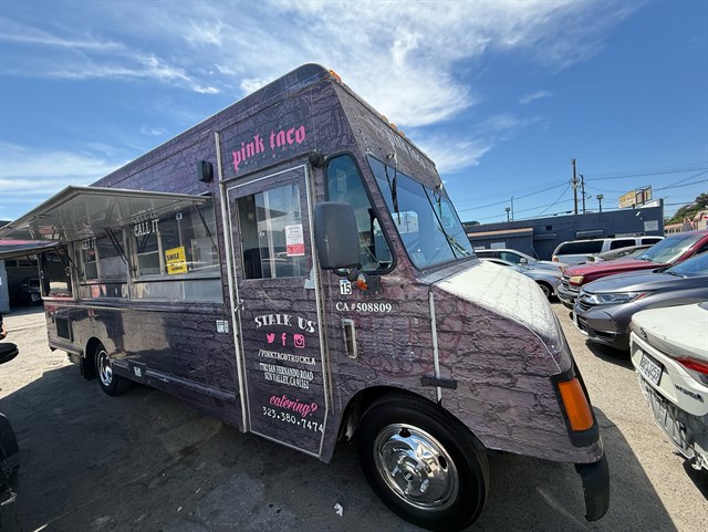 1998 GMC Forward Control Chassis's photo