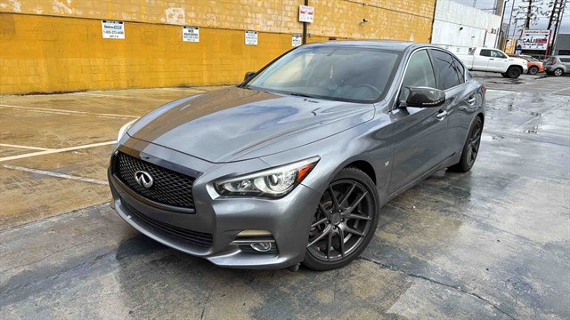 2015 INFINITI Q50 Premium