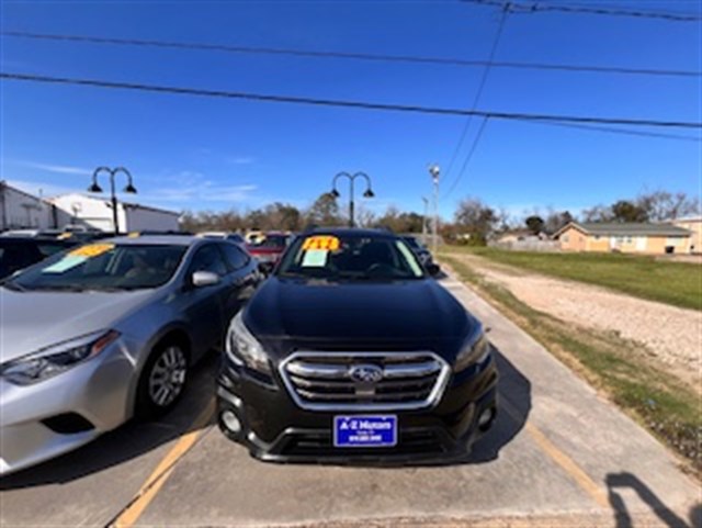 2019 Subaru Outback Premium's photo