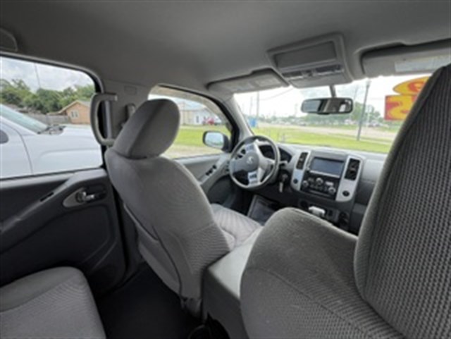 2019 Nissan Frontier SV - Photo 7