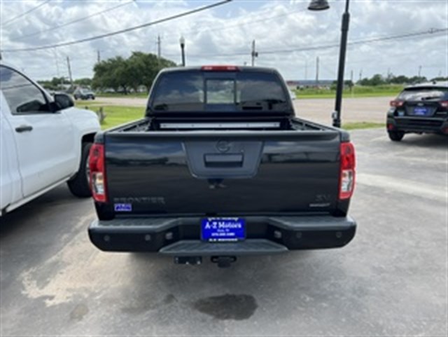 2019 Nissan Frontier SV - Photo 11