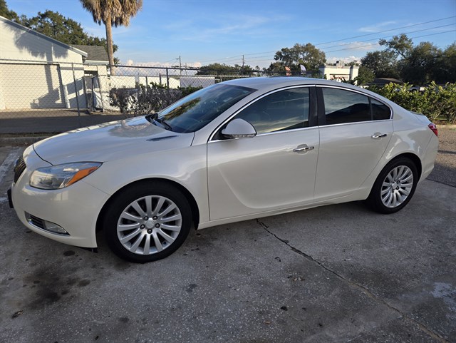 2012 Buick Regal Premium 1's photo