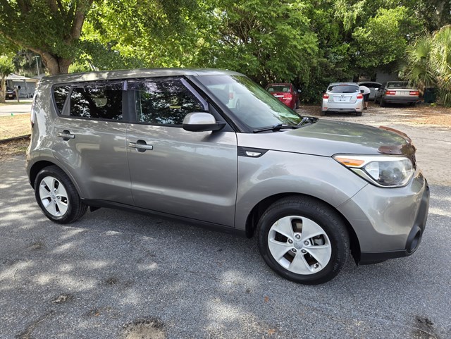 2014 Kia Soul 1.6L Base 5-Door's photo