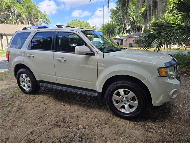 2009 Ford Escape Limited 2.5L's photo