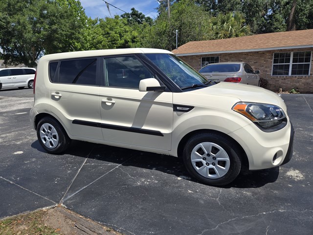 2012 Kia Soul 1.6L Base's photo