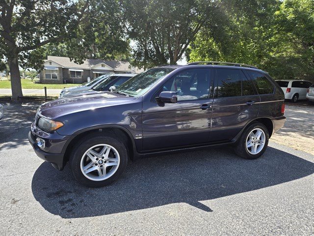 2005 BMW X5 4.4i's photo
