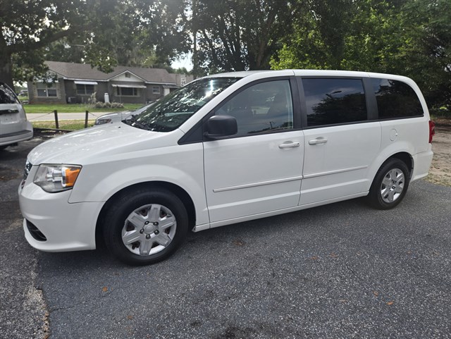2012 Dodge Grand Caravan SE's photo
