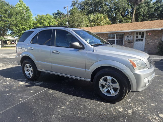 2003 Kia Sorento's photo