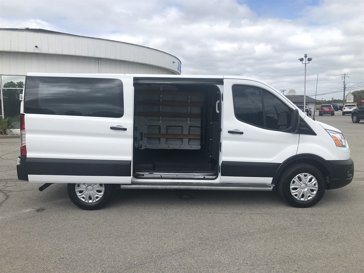 2022 Ford Transit Van Cargo photo 8