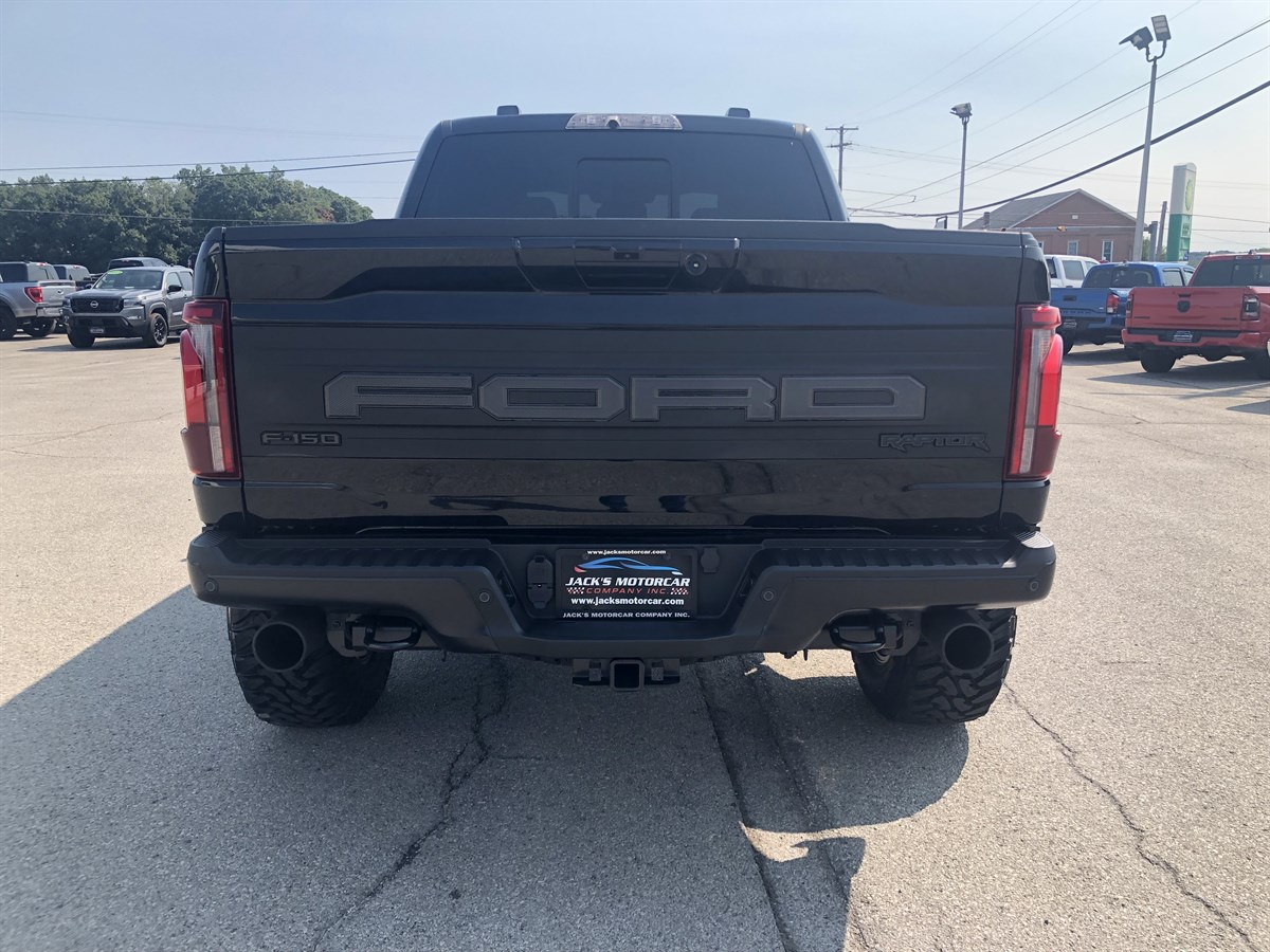 2024 Ford F-150 Raptor photo 16