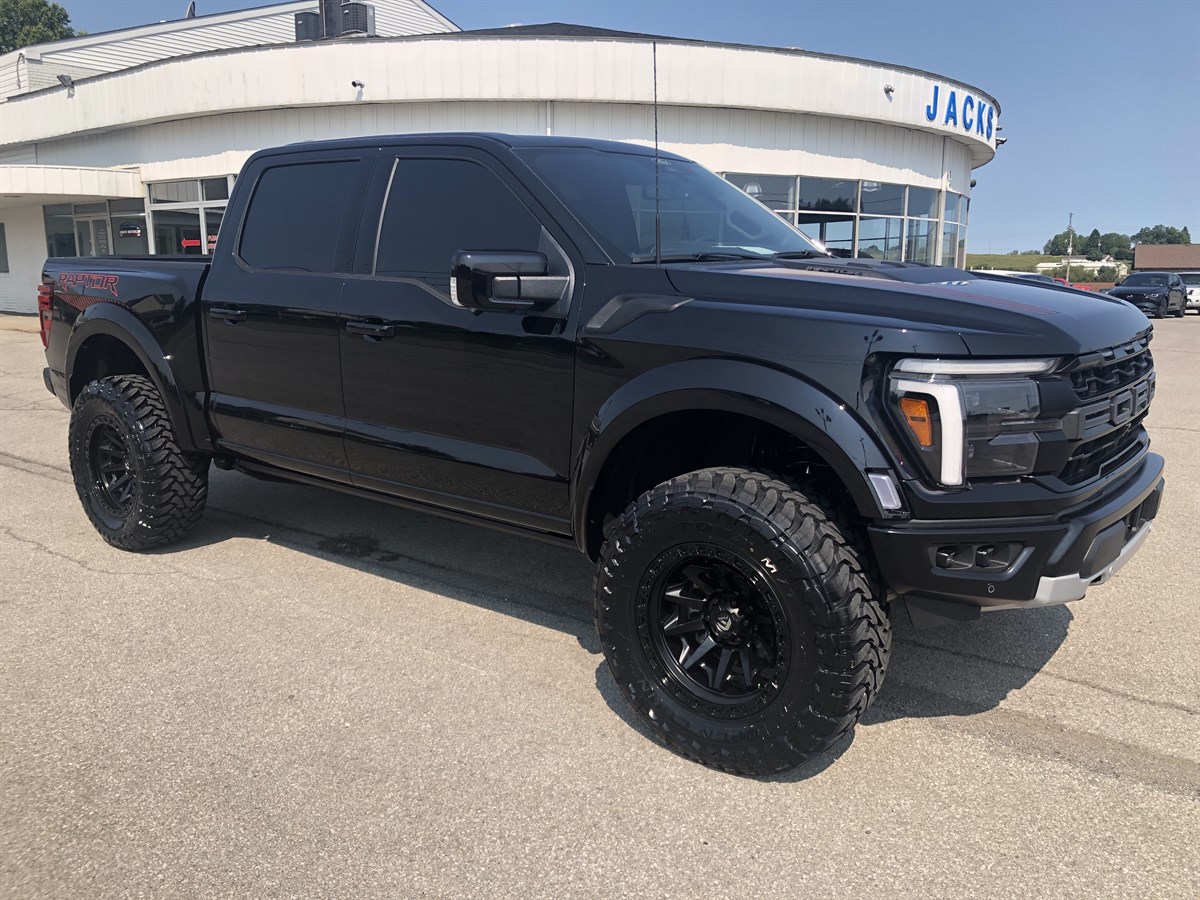 2024 Ford F-150 Raptor photo 9