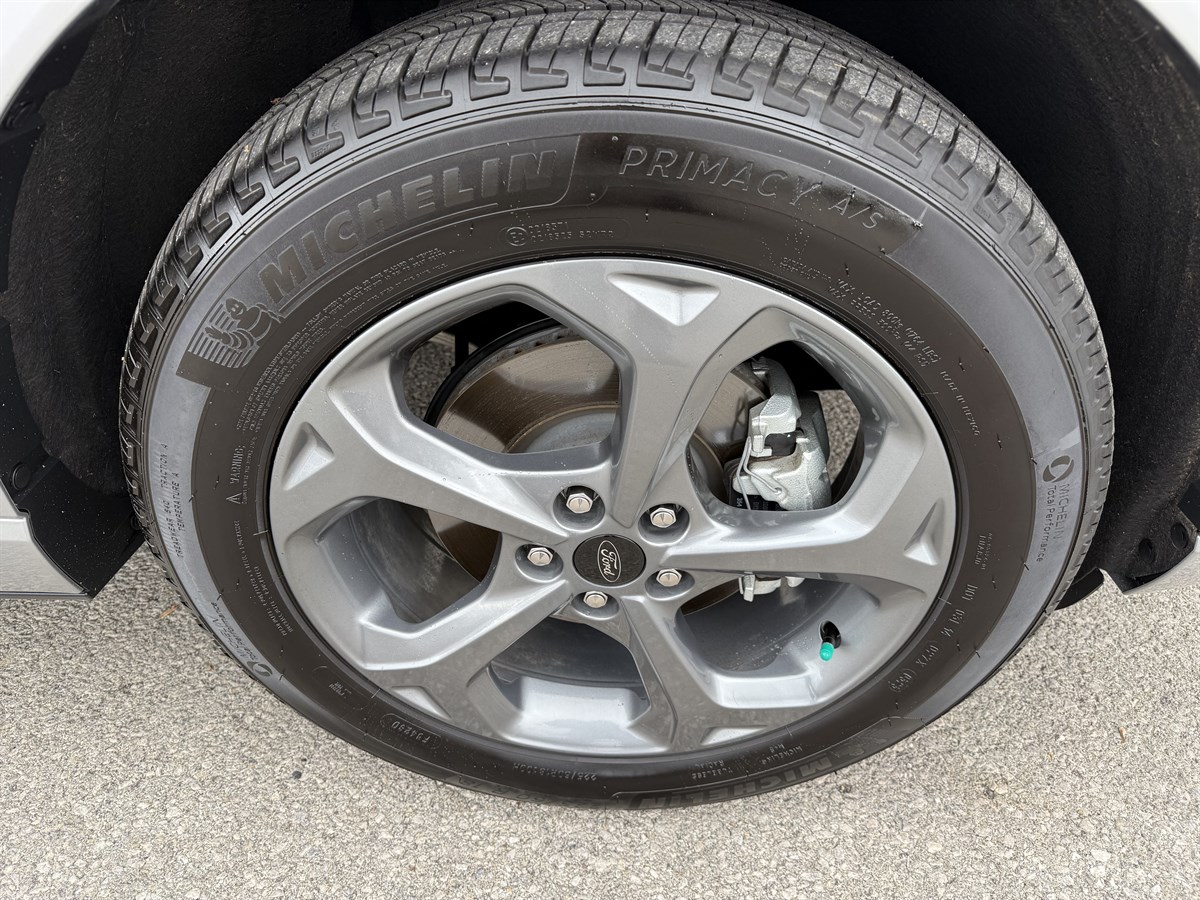 2023 Ford Escape ST-Line photo 23