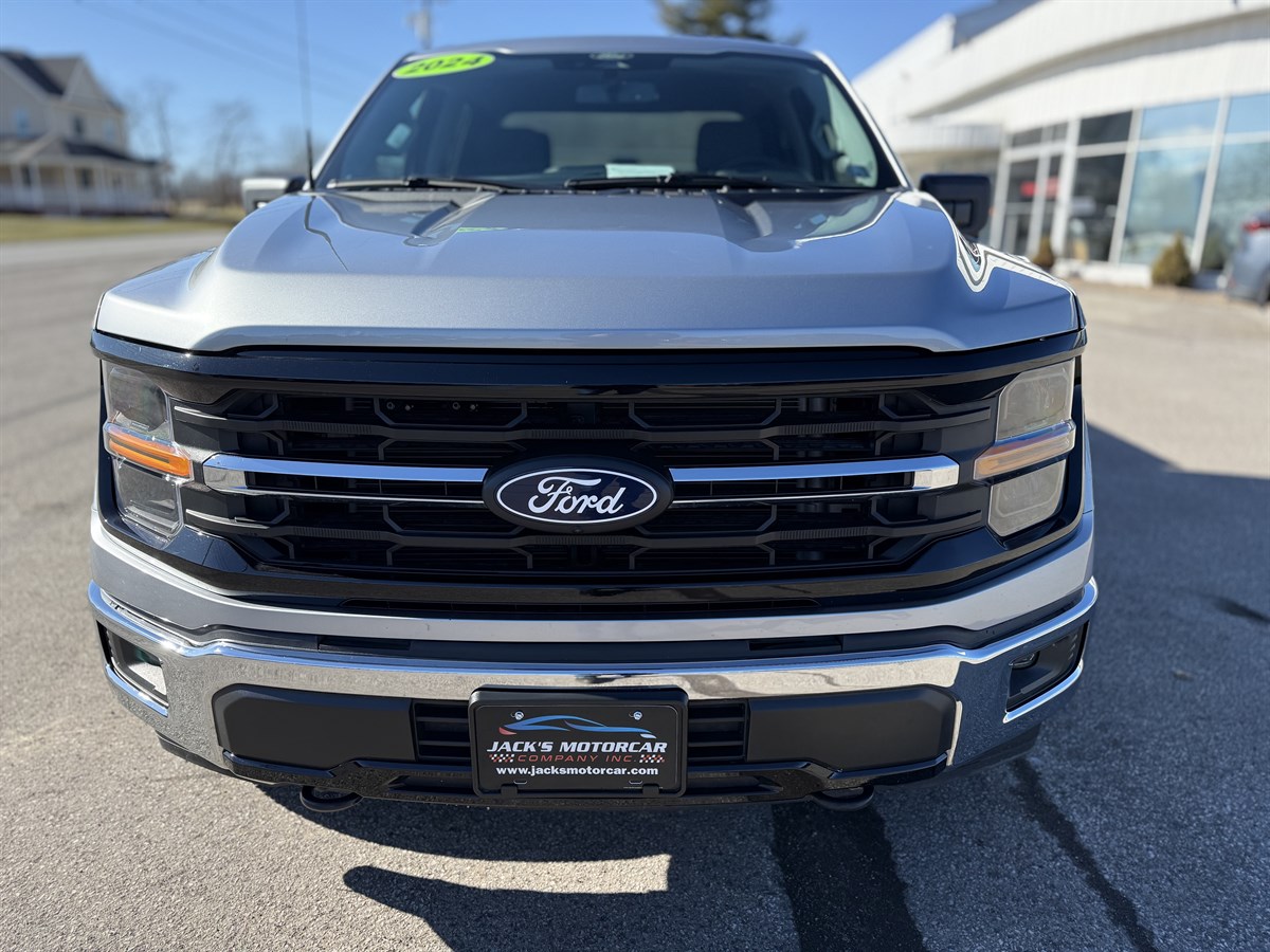 2024 Ford F-150 XLT photo 4