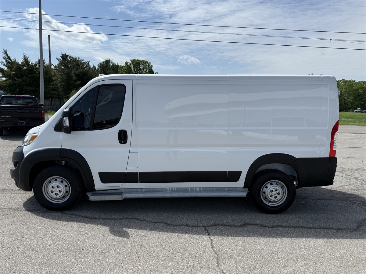 2023 Ram ProMaster 2500 photo 3