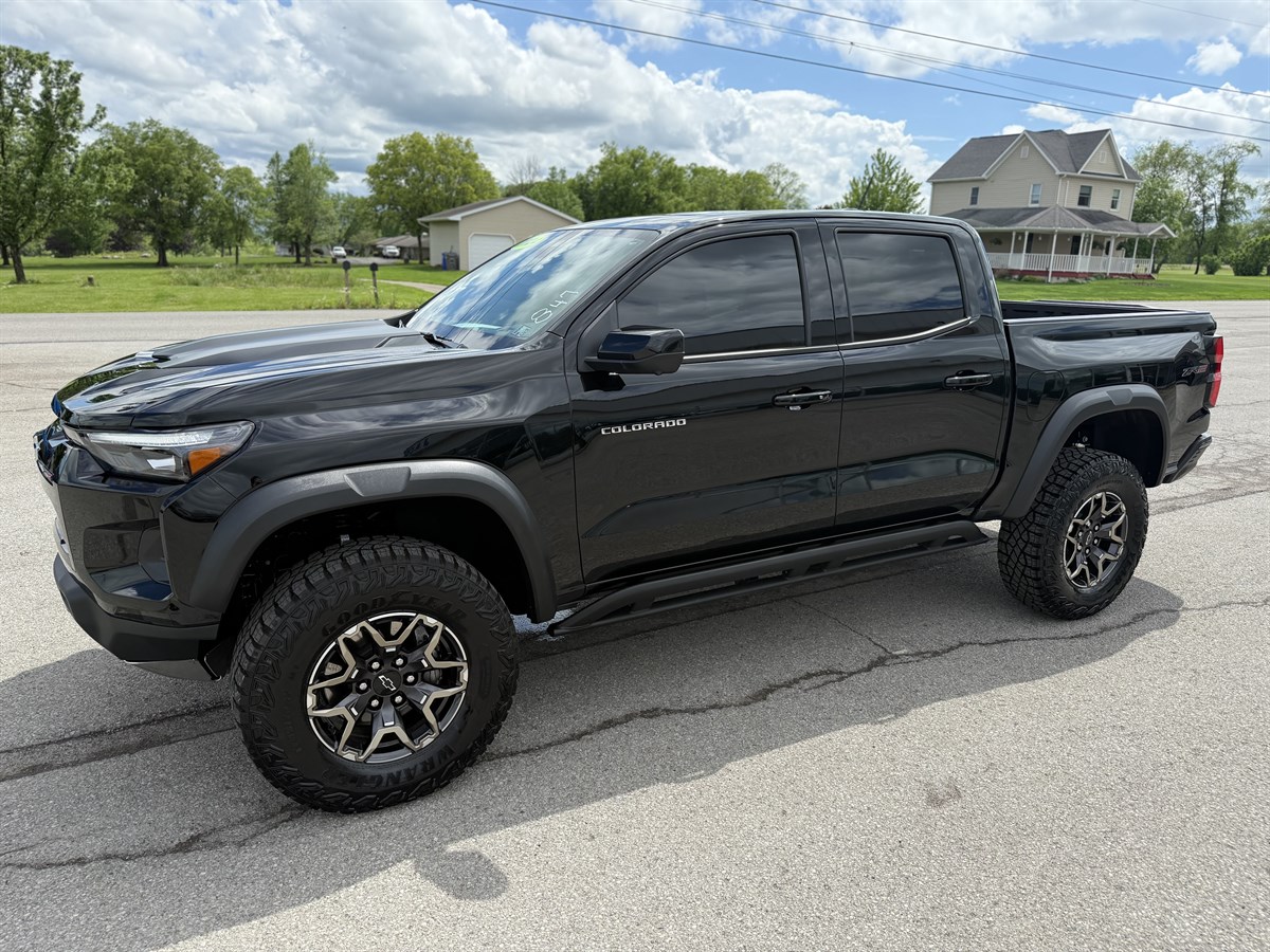 2024 Chevrolet Colorado ZR2 photo 8