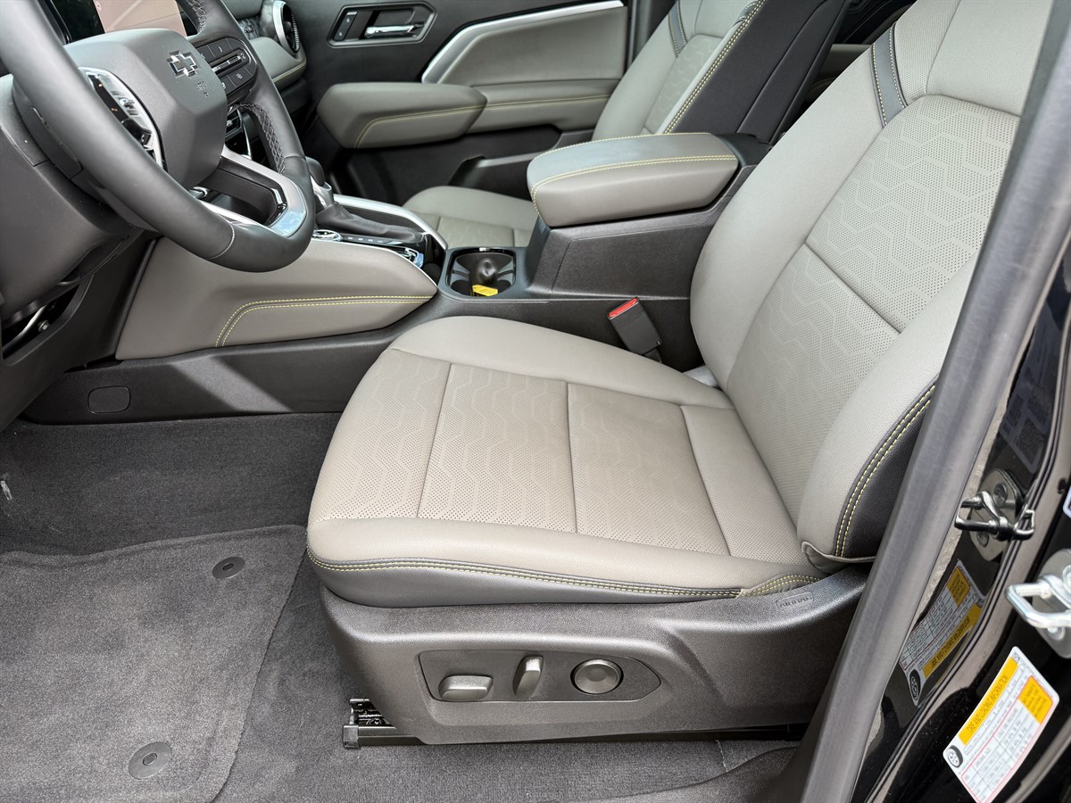 2024 Chevrolet Colorado ZR2 photo 25