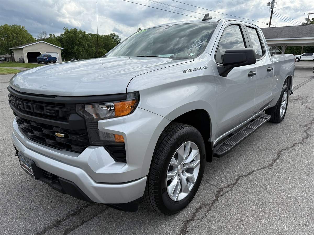 2022 Chevrolet Silverado 1500 Custom photo 7