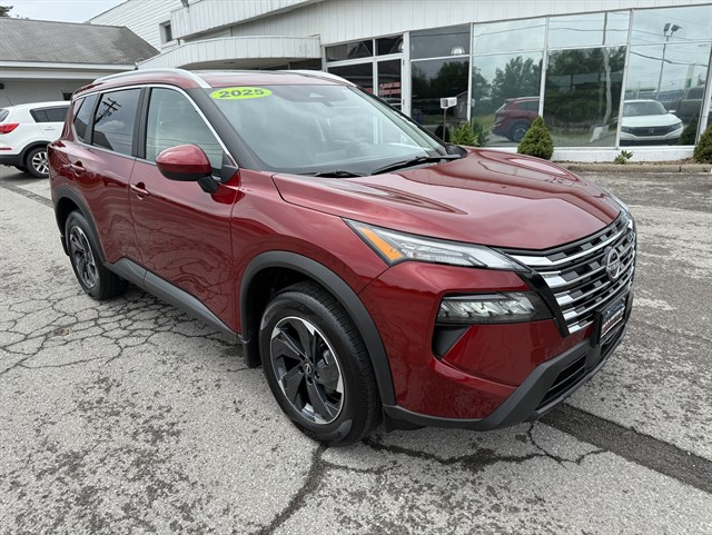 2025 Nissan Rogue SV