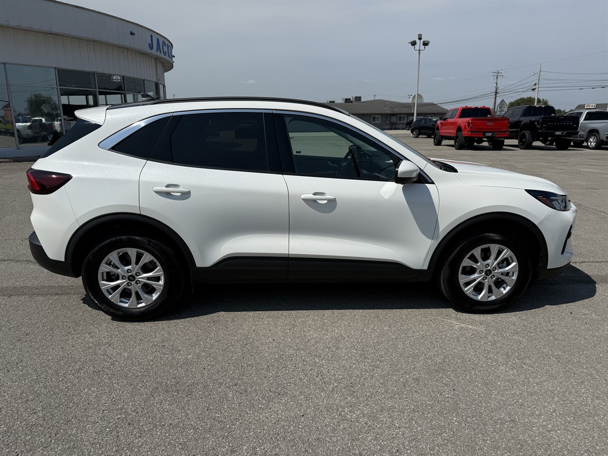 2023 Ford Escape Active photo 4