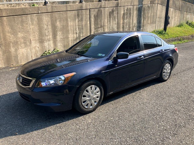 2010 Honda Accord LX's photo