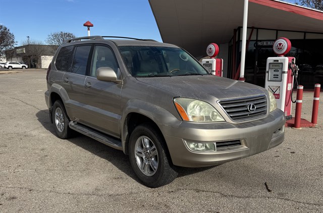 2005 Lexus GX 470's photo