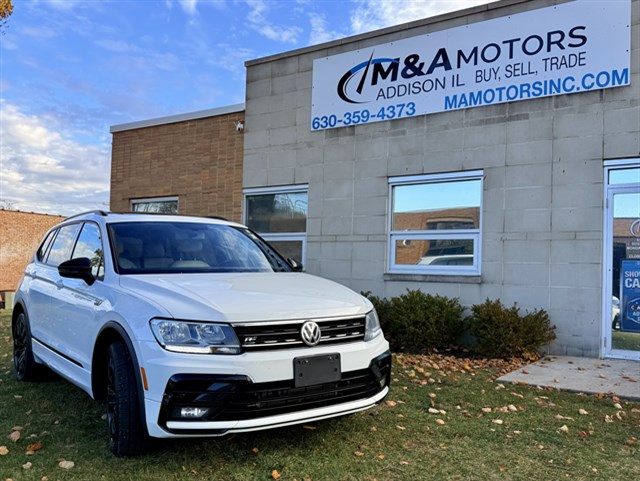 2021 Volkswagen Tiguan SE R-LINE BLACK's photo