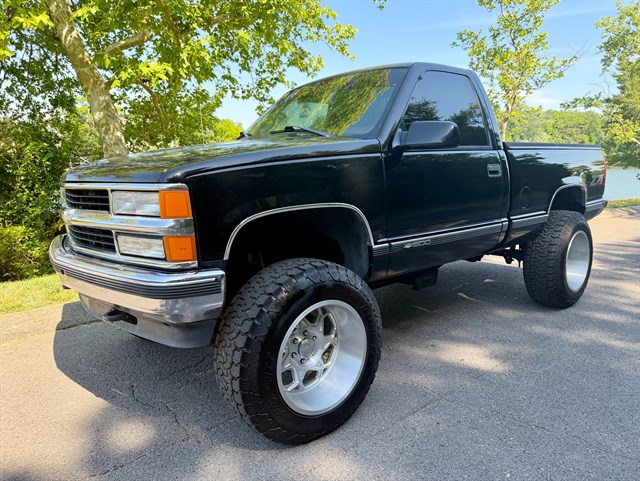1998 Chevrolet K1500 CHEYENNE SWB SS's photo