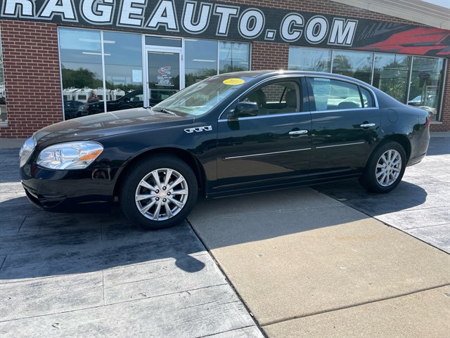 2011 Buick Lucerne CXL's photo