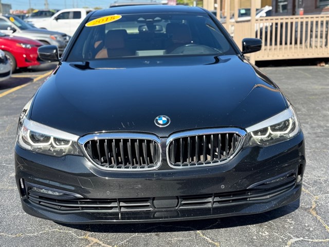 2018 BMW 5 Series 530i's photo