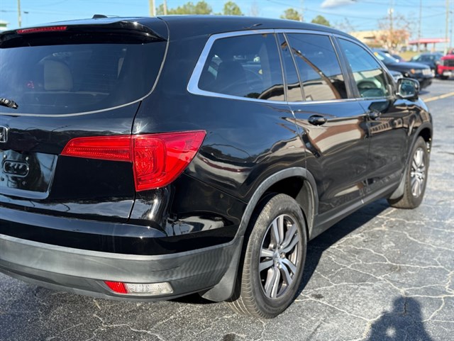 2017 Honda Pilot EX - Photo 14