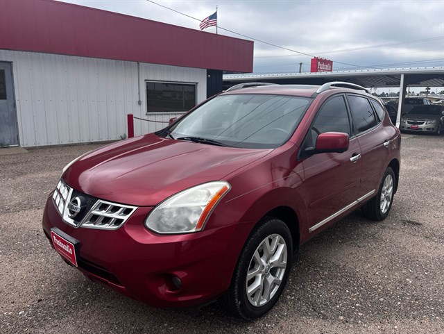 2012 Nissan Rogue SV's photo