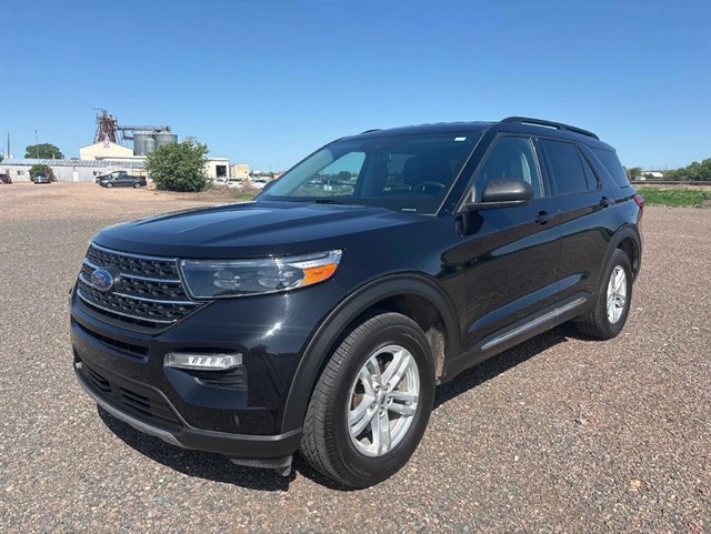 2022 Ford Explorer XLT's photo