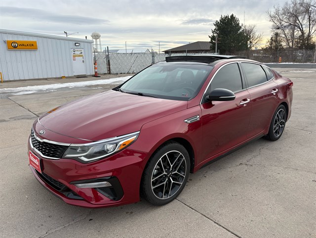 2020 Kia Optima SE's photo