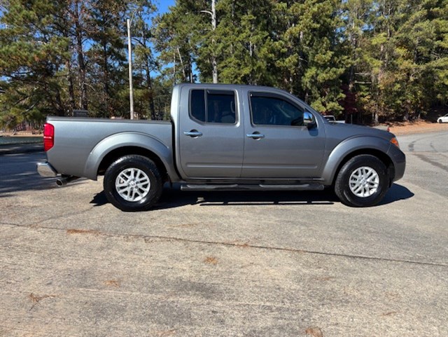 2016 Nissan Frontier SV - Photo 7