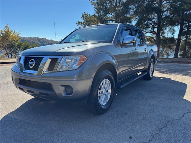 2016 Nissan Frontier SV's photo