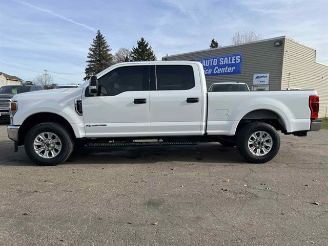 2022 Ford F-250 Super Duty XLT's photo