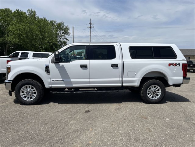 2018 Ford F-250 XLT 4x4 Crew Cab 6-3/4' Box's photo