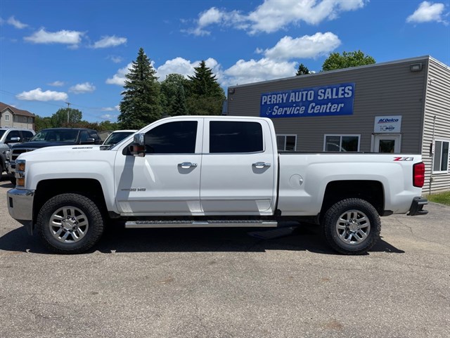 2019 Chevrolet Silverado HD LTZ 4WD Crew Cab Standard Box SRW's photo