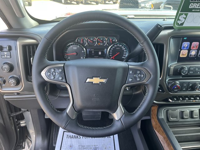 Chevrolet Silverado photo 26