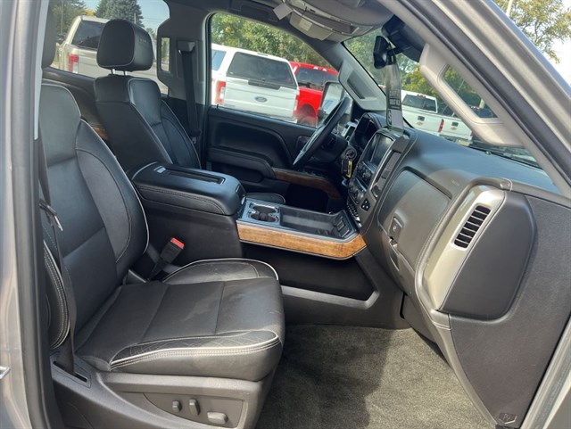 Chevrolet Silverado photo 33