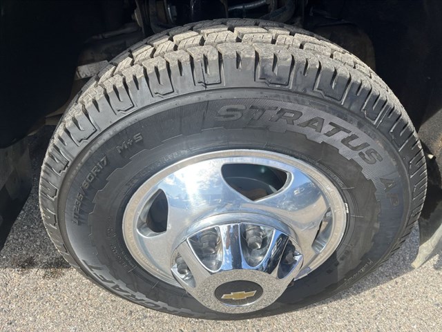Chevrolet Silverado photo 15