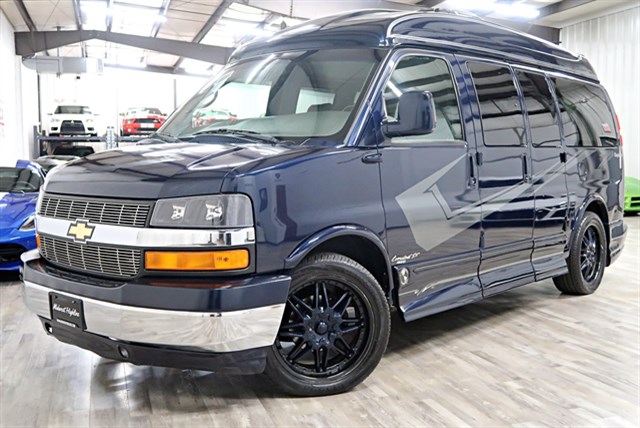 Chevrolet express outlet limited se