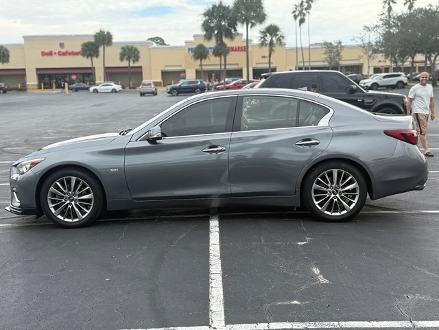 2018 INFINITI Q50 LUXE