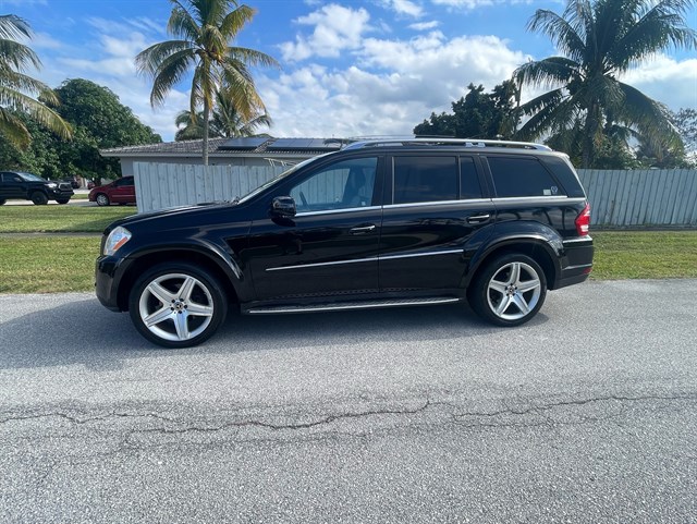 2011 Mercedes-Benz GL-Class GL550