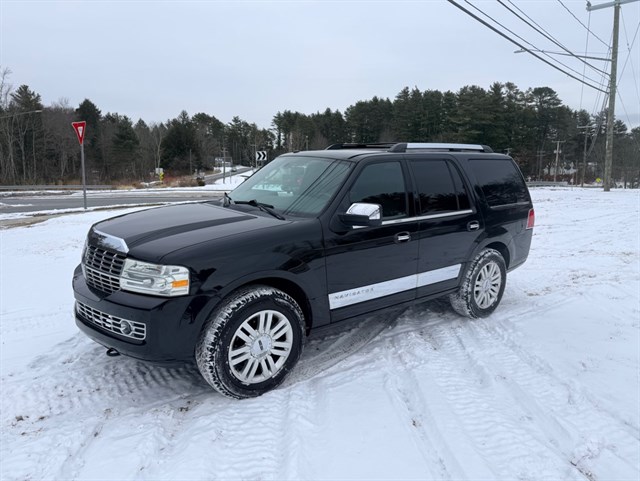 2013 Lincoln Navigator Base's photo